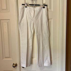 Cropped white pant